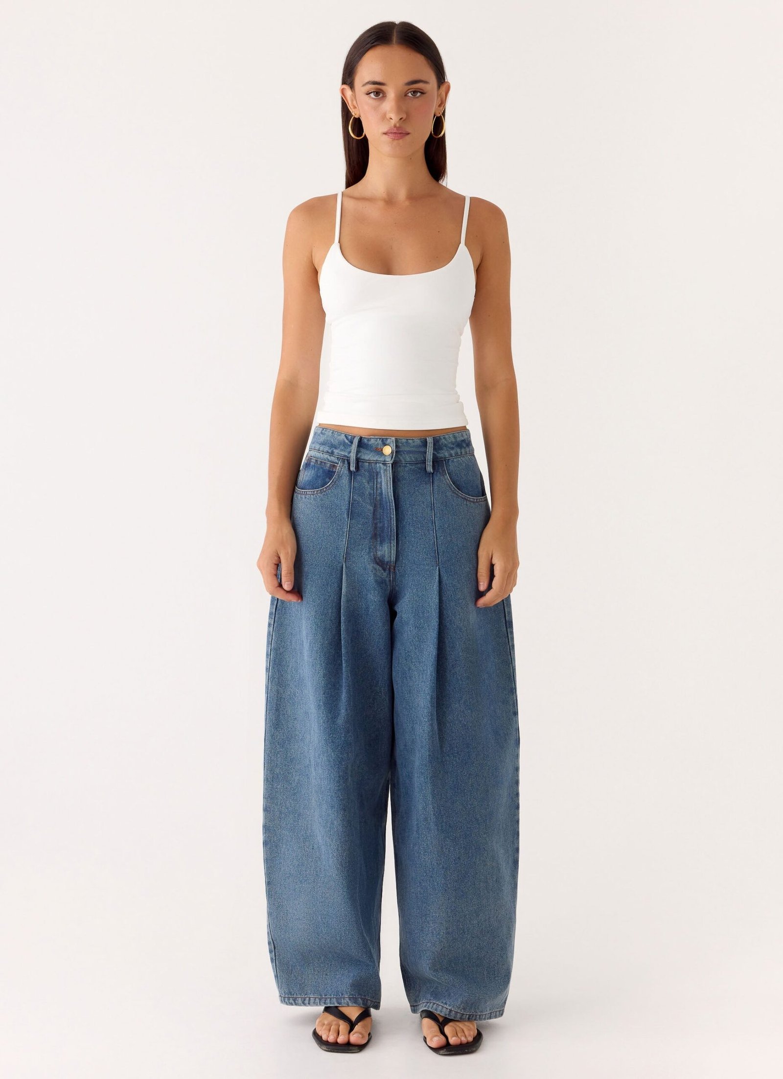 Zayn Pleated Jeans - Light Wash Blue - Image 3